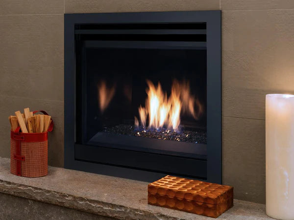 Superior DRC3000 Series Mid-Size Contemporary Top/Rear Direct Vent Natural Gas Fireplace in Electronic Ignition