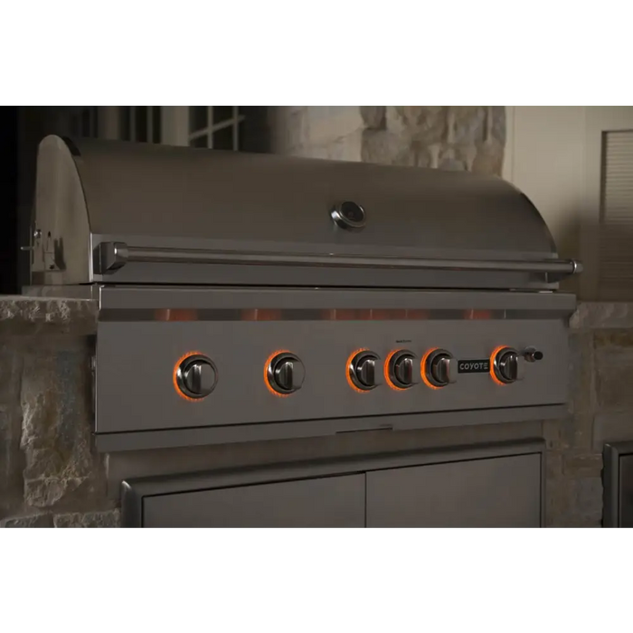 Coyote 42″ Built-In S-Series Gas Grill - C2SL42NG - Grill