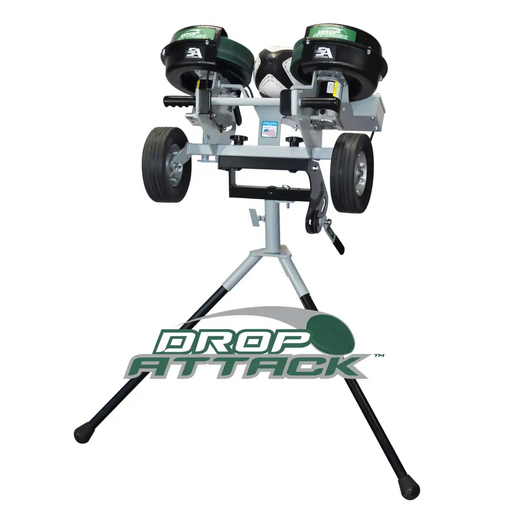 Sports Attack Drop Attack Rugby Pitching Machine Close-up